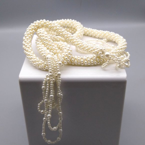 Crocheted Seed Pearls Rope Lariat, Elegant Flapper Sautoir, Classy Vintage - Picture 2 of 5